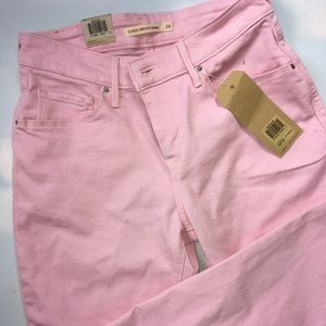 Levi’s pink classic mid-rise skinny jeans